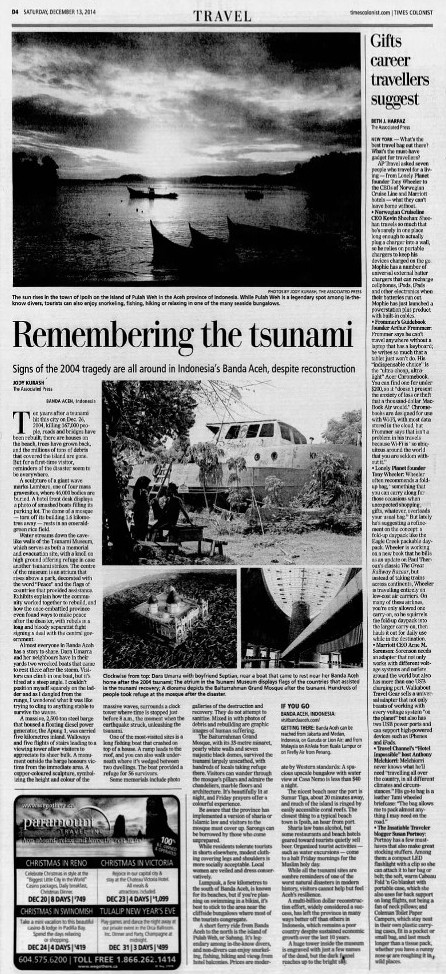 Associated Press 2014 travel gifts article scan 2 mentioning Walkabout Travel Gear